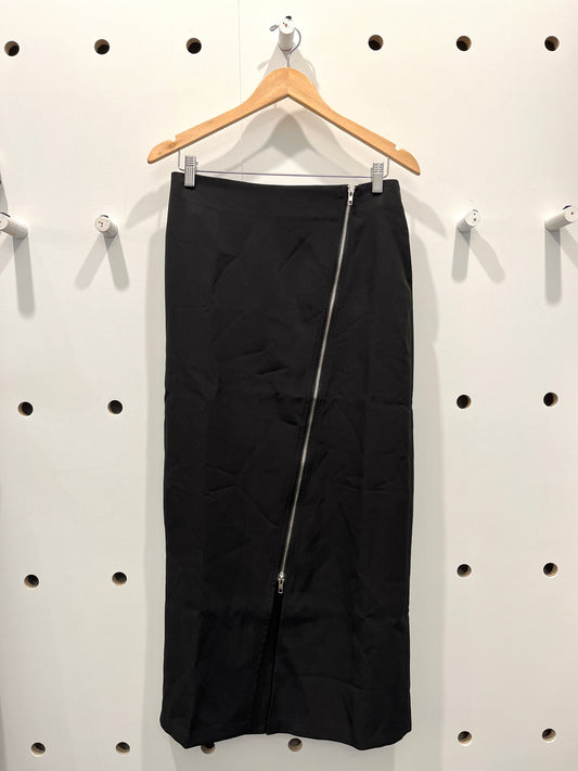 asymmetrical zipper skirt