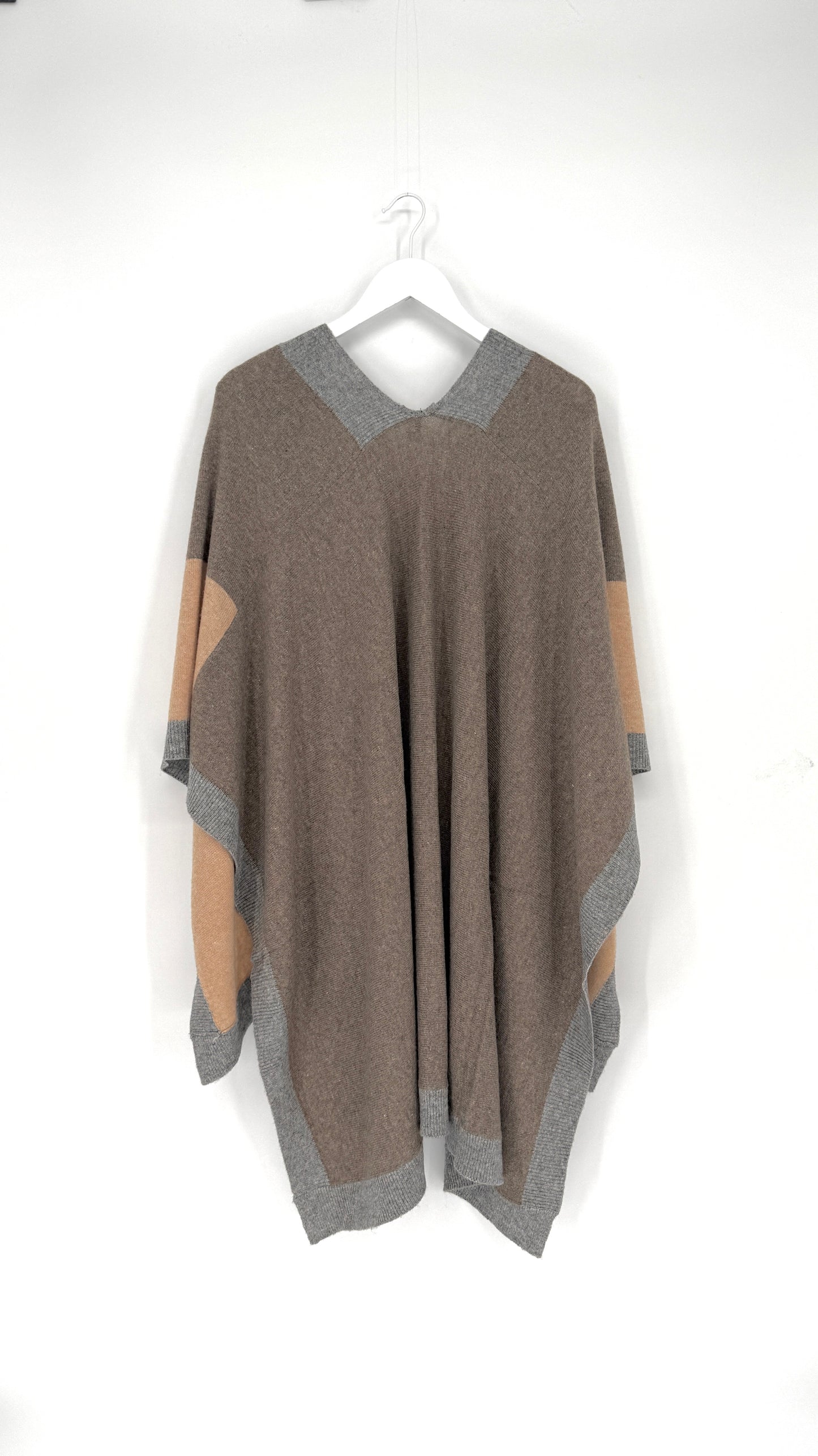 Calen Poncho