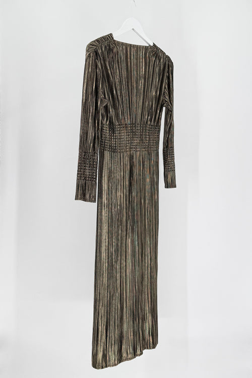 Long-sleeve dress with a pattern on a white background